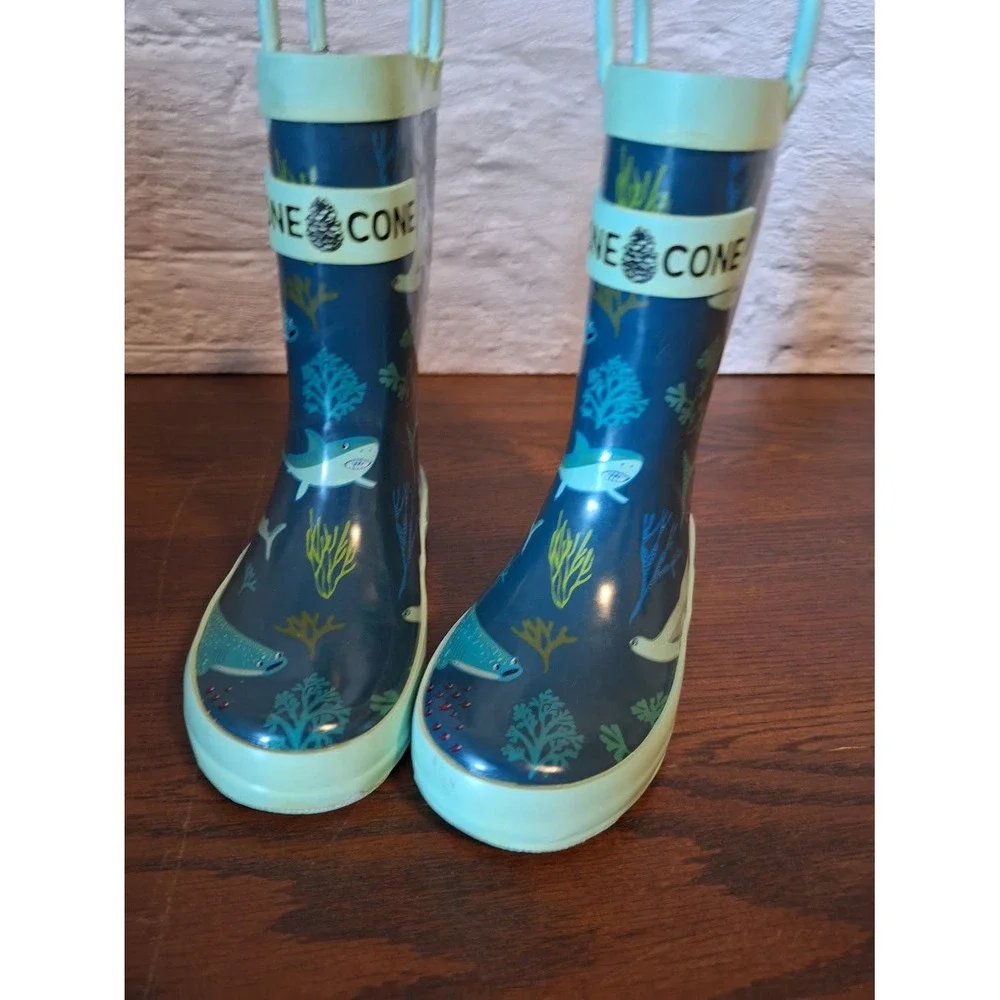 Lone Cone Kids Shark Rain Boots Blue Mint Green Rubber Waterproof Wellies Size 7